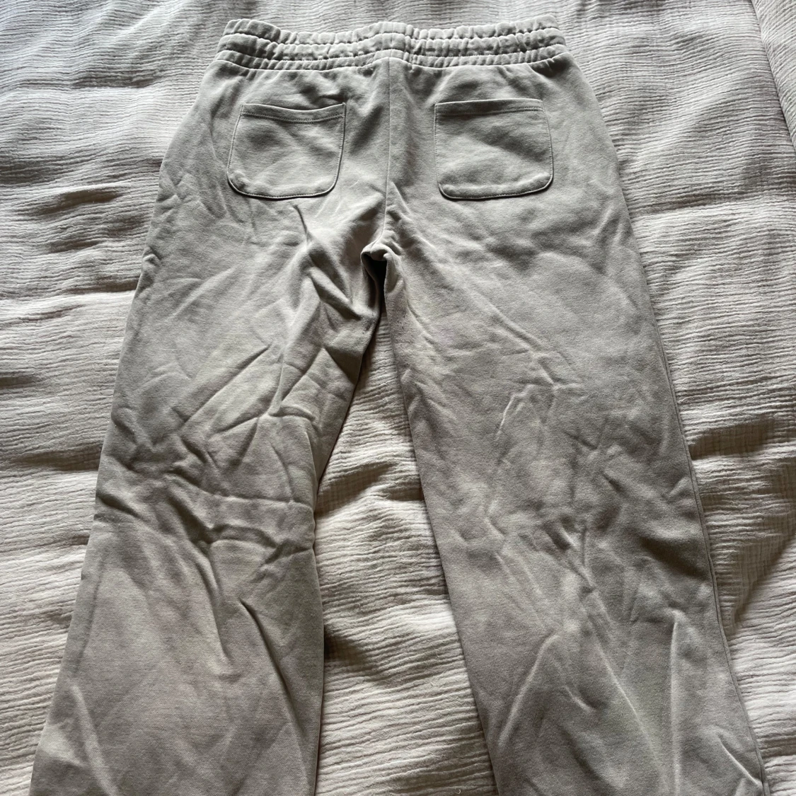 Beige mjukisbyxor från 57, storlek M - 1