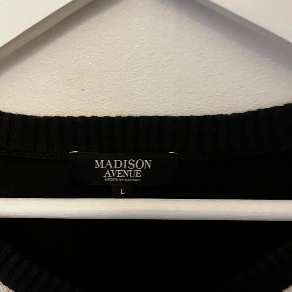 Svart och grå rutig tröja Madison Avenue - 1