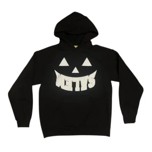 Salem Pumpkin hoodie 3m - INTRESSEKOLL!! salem 3m hoodie Inte hundra på att sälja men skicka bud, Köpt på halloween droppet 2024