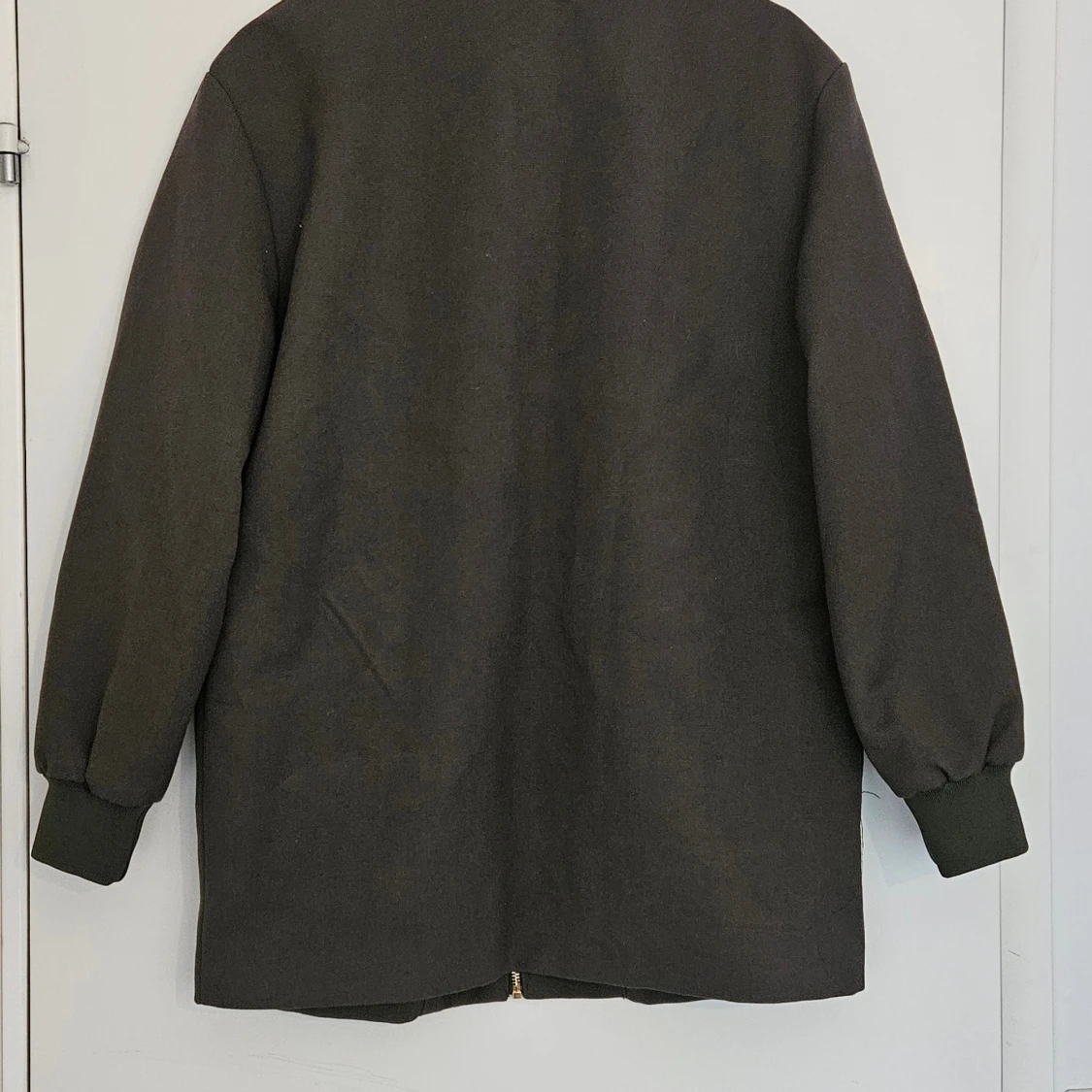 Mörkgrön jacka  - 3