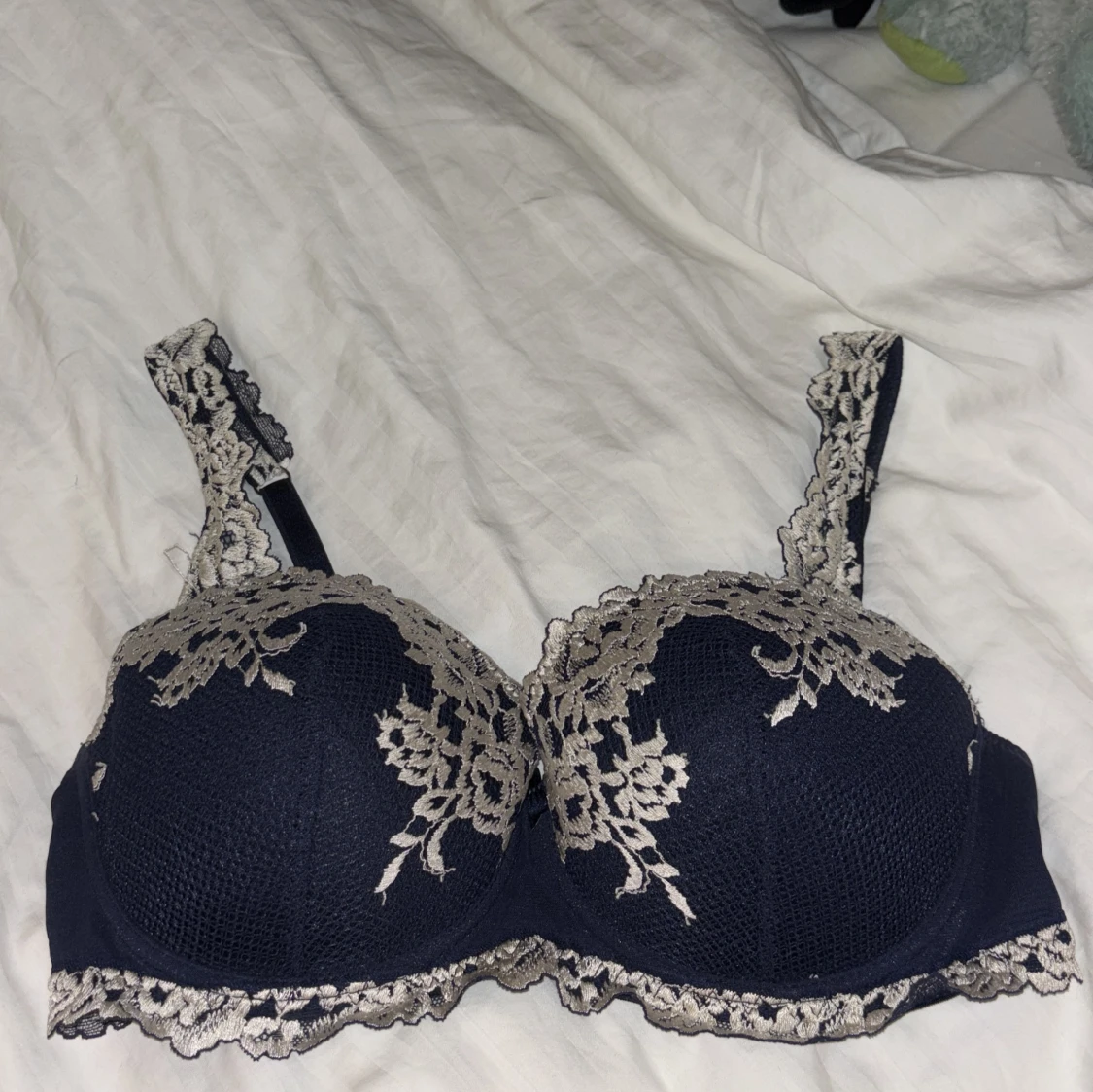 mörkblå intimissimi bh