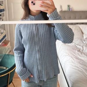 Tröja  - Snygg stickad tröja 