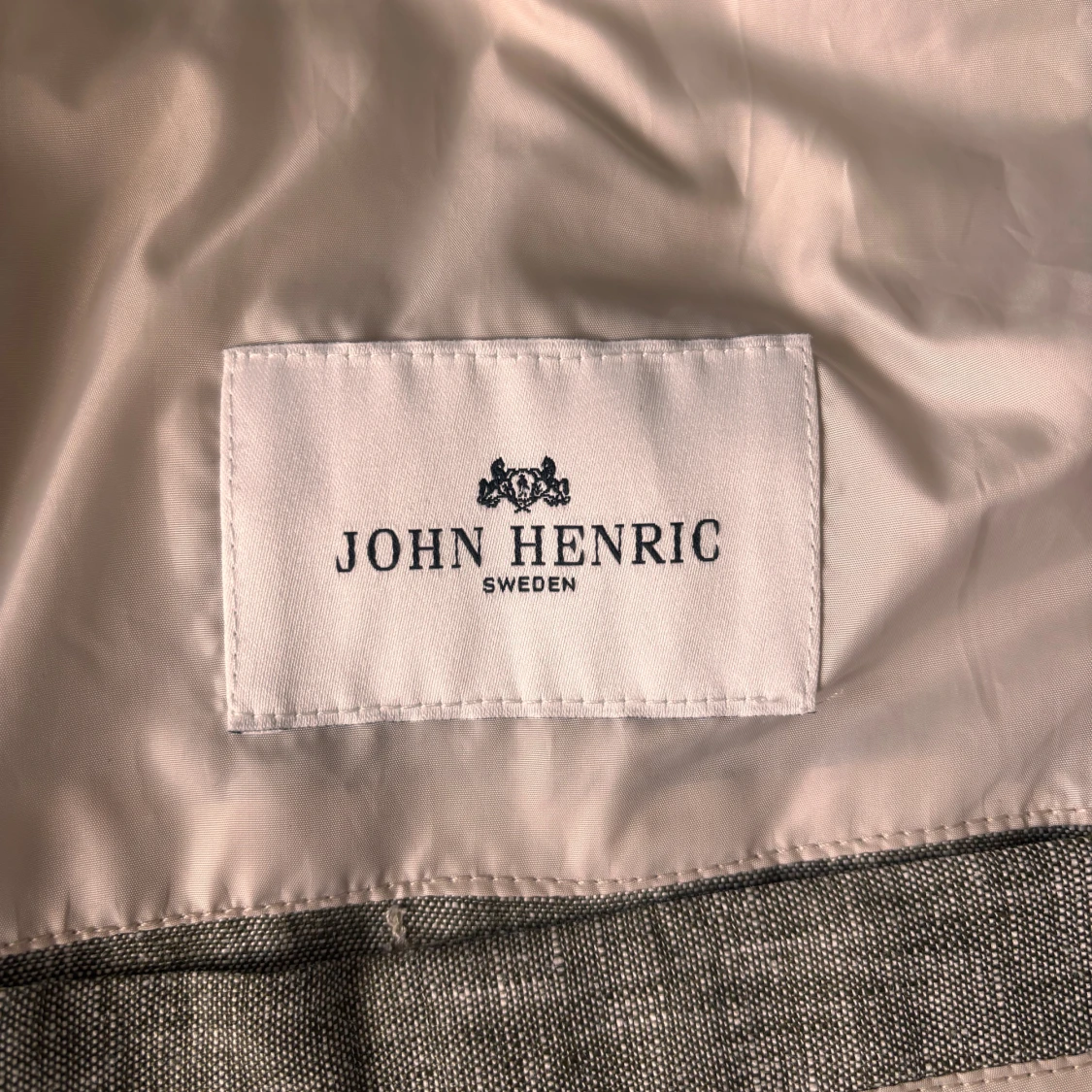  brun/grön väst från John Henric - 2