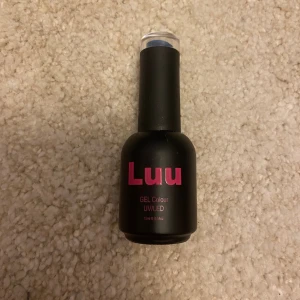 Glitterblått gellack - Gellack som är oanvänt!