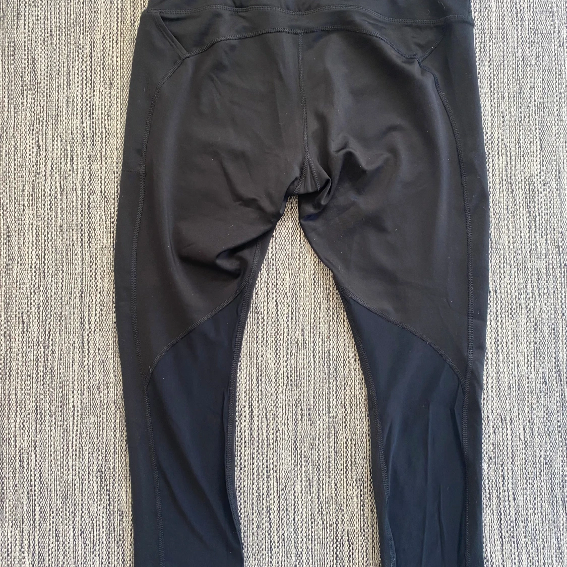 Svarta Nike tights med snörning - 1