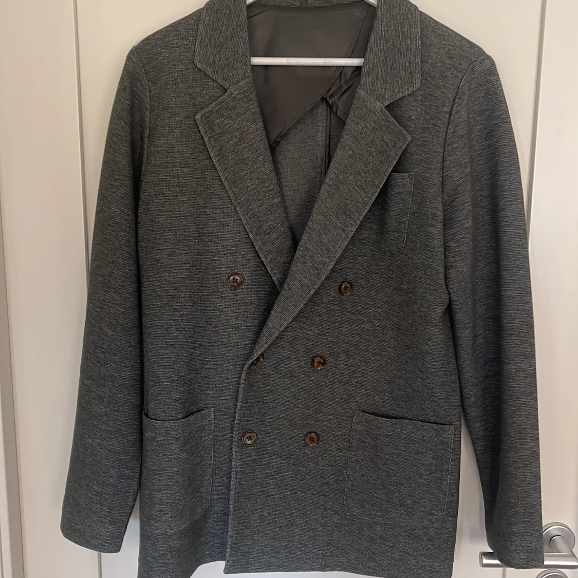 Grön dubbelknäppt kavaj John Henric