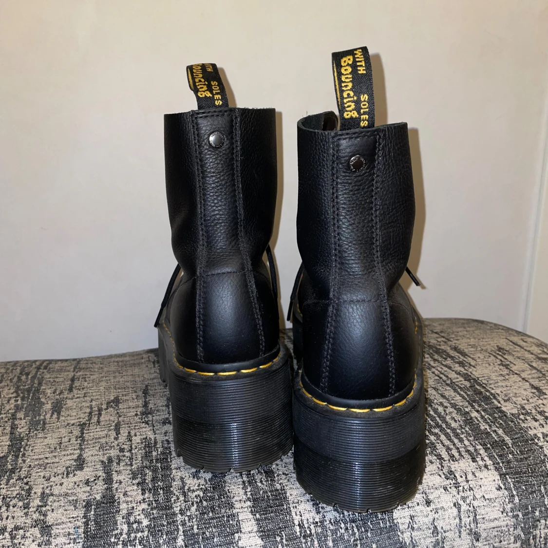 Dr. Martens svarta boots med platå - 1