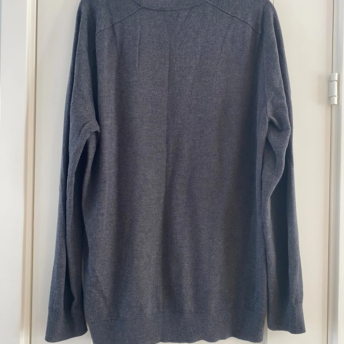 Mörkgrå stickad tröja Filippa K XL - 1