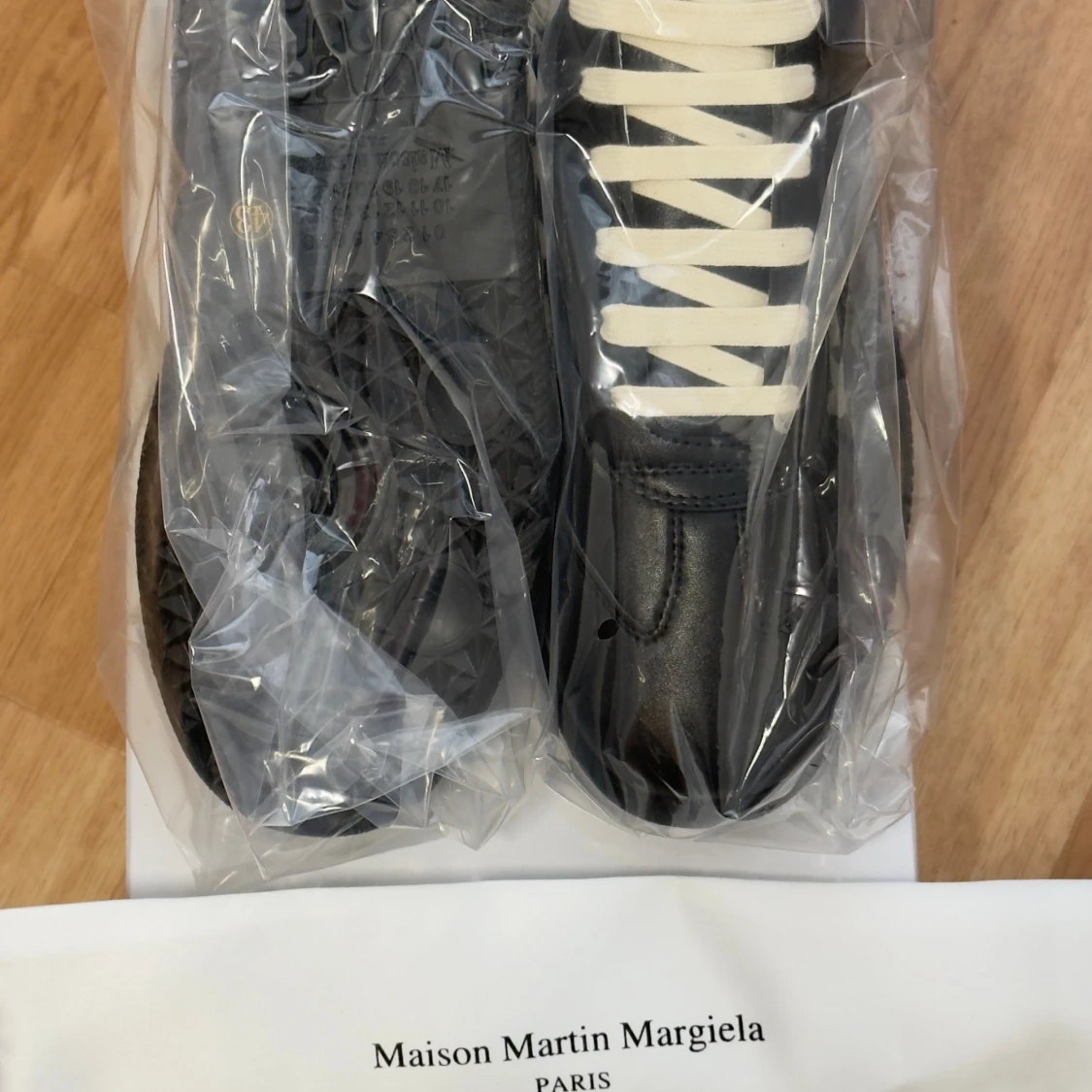 Maison Margiela svarta sneakers strl 43 - 2