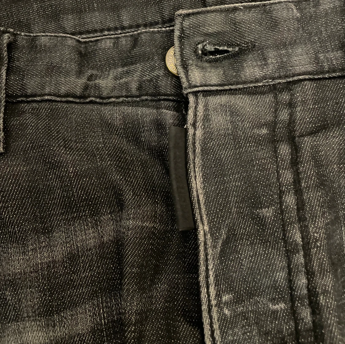 Mörk grå limiterade blacklabel Dsquared2 Jeans, stl 48 - 2
