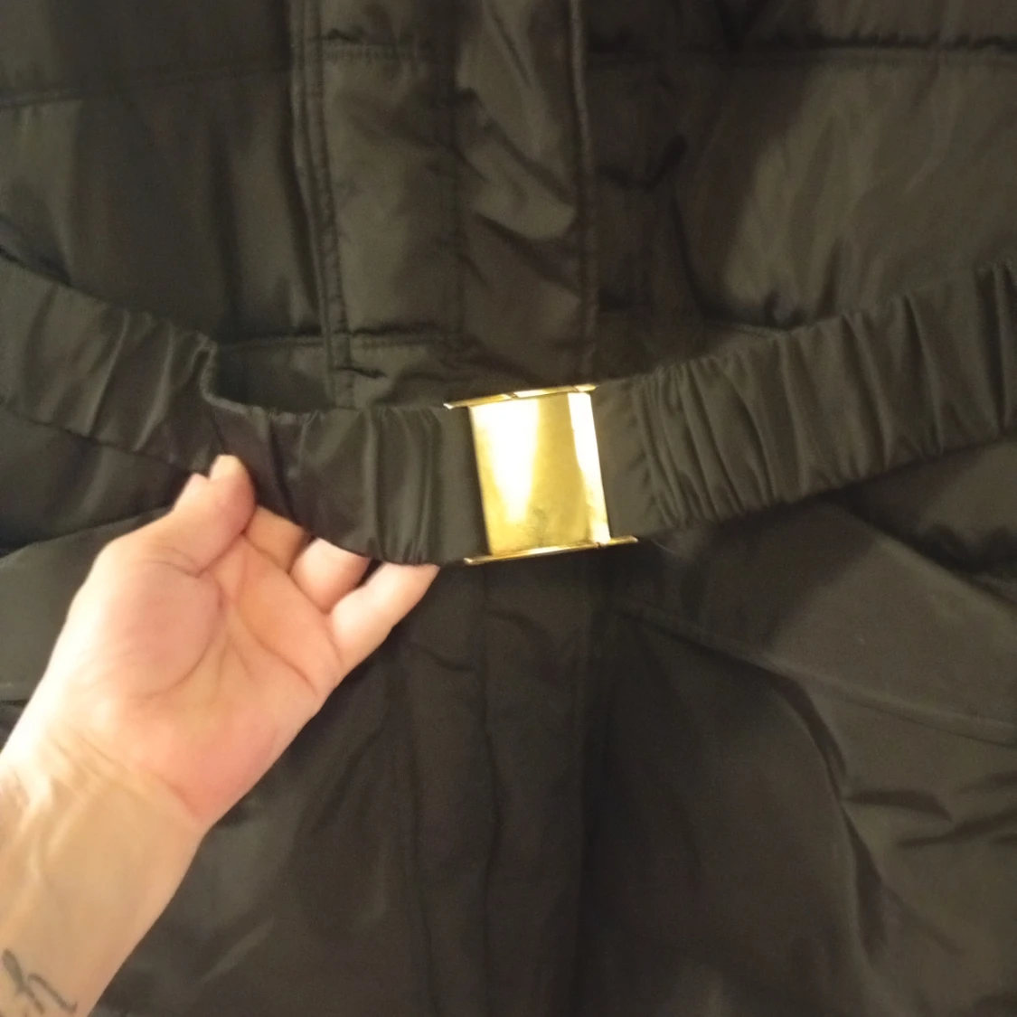 Svart pufferjacka med bälte Havana - 2