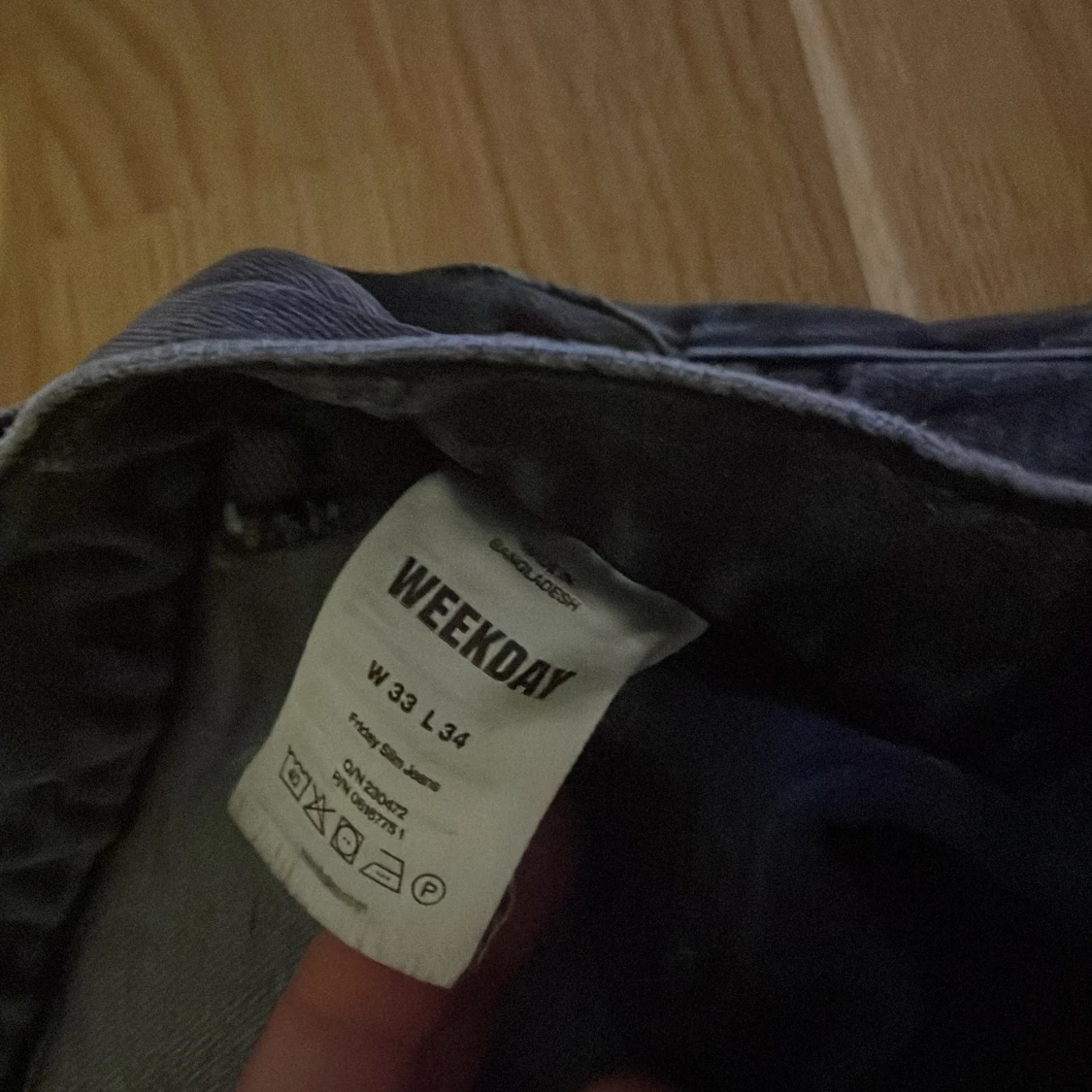 Svarta Weekday Friday jeans W33 L34 - 2