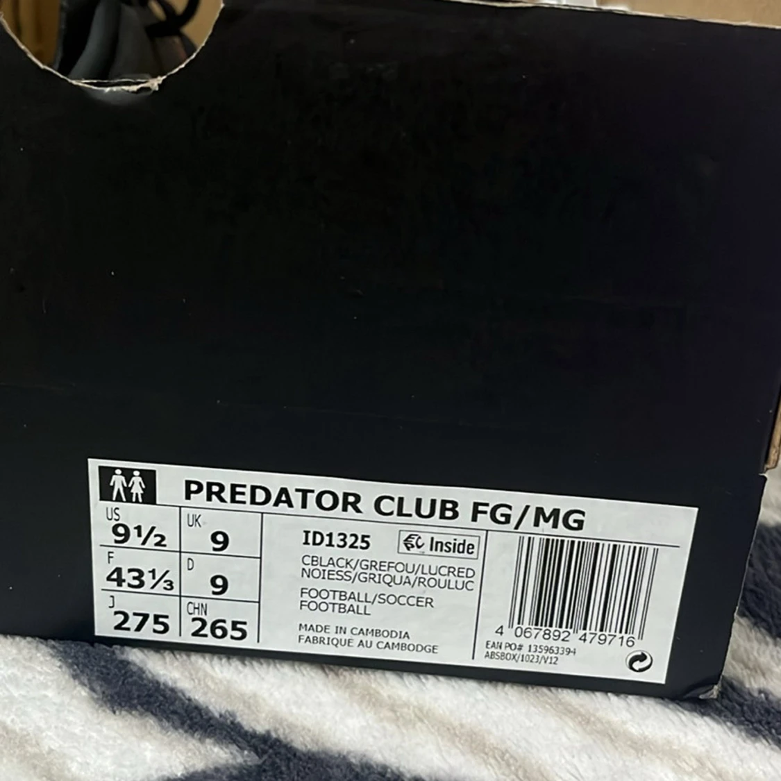 Adidas Predator Club fotbollsskor 43 1/3 - 1