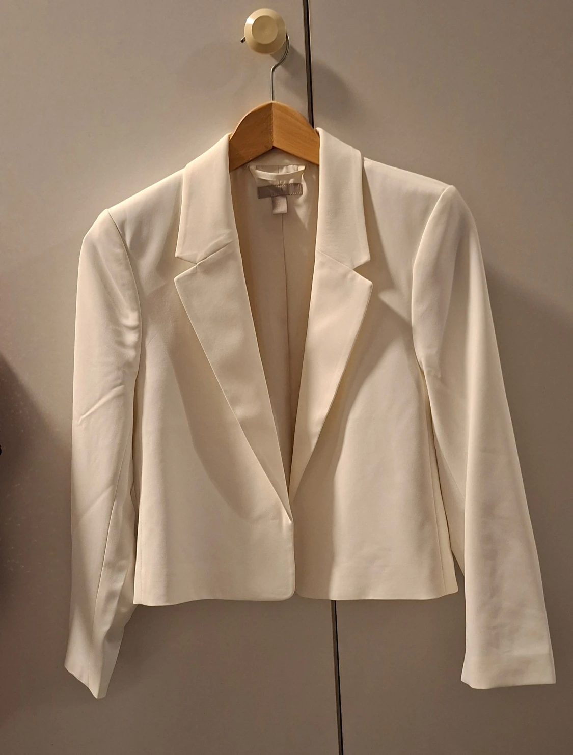 Vit kavaj från H&M, storlek XS