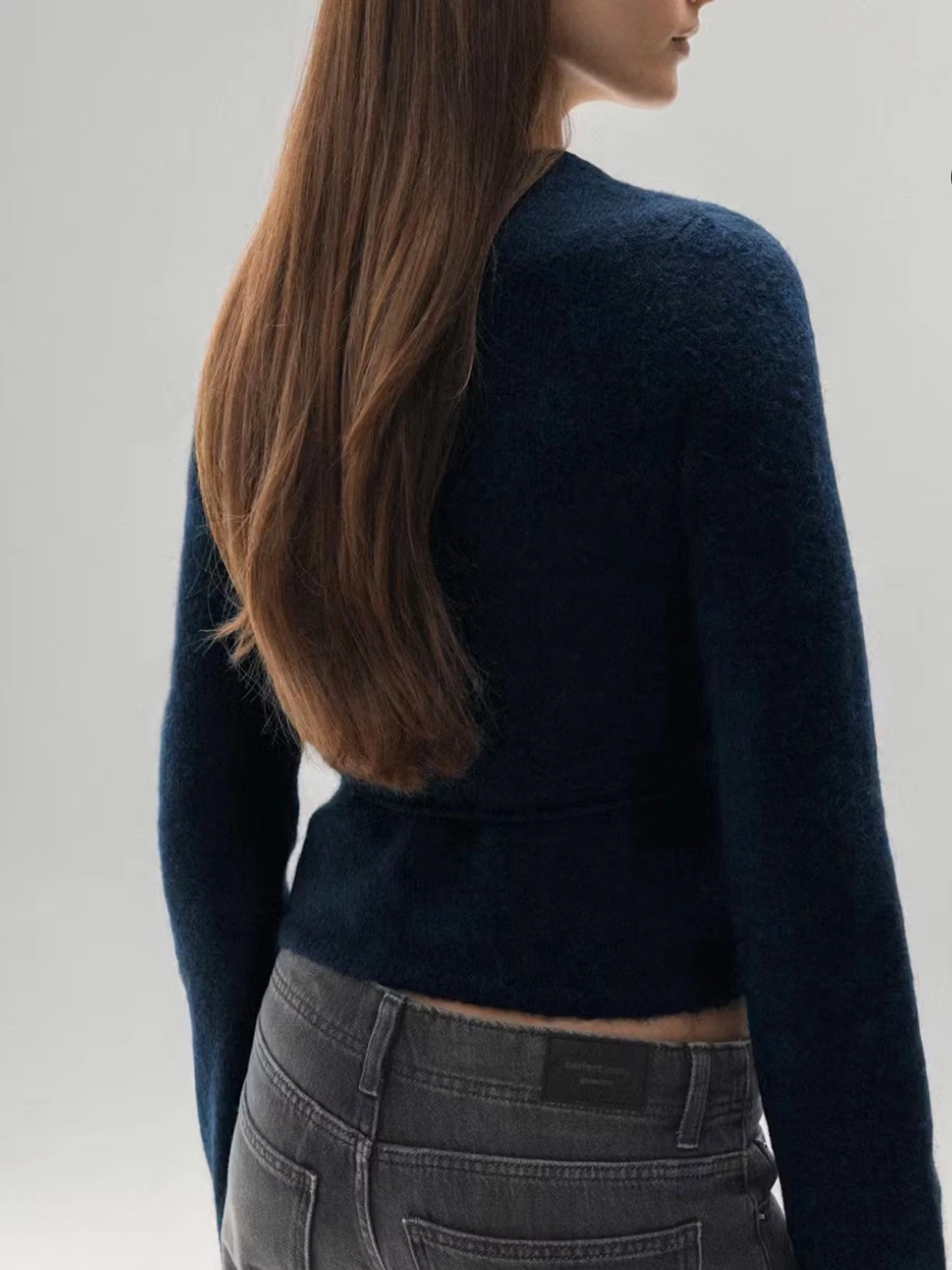 Mörkblå omlottkofta från GLAMOROUS - 2