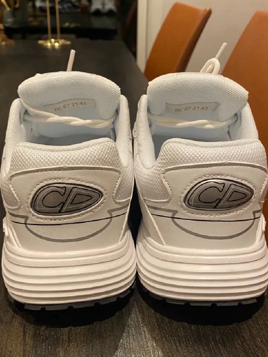 Vita B30 sneakers med reflexdetaljer - 1