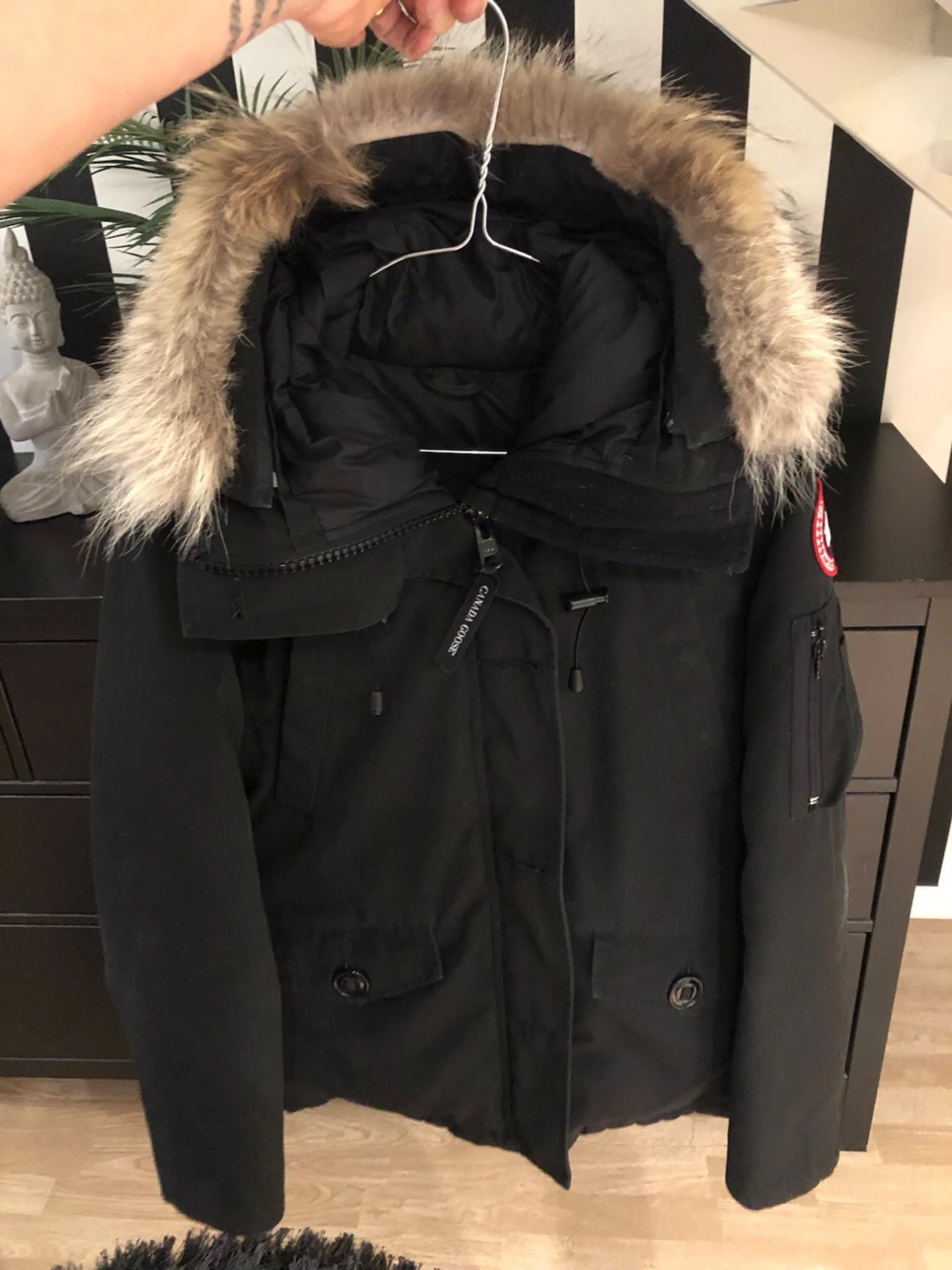 Svart dunjacka från Canada Goose *montebello*