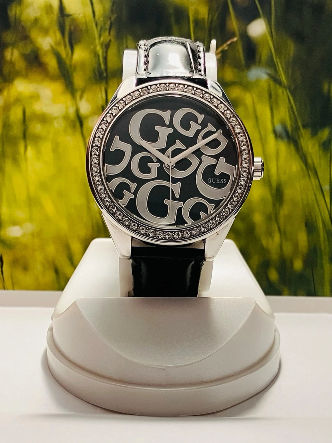 Snygg klocka från Guess