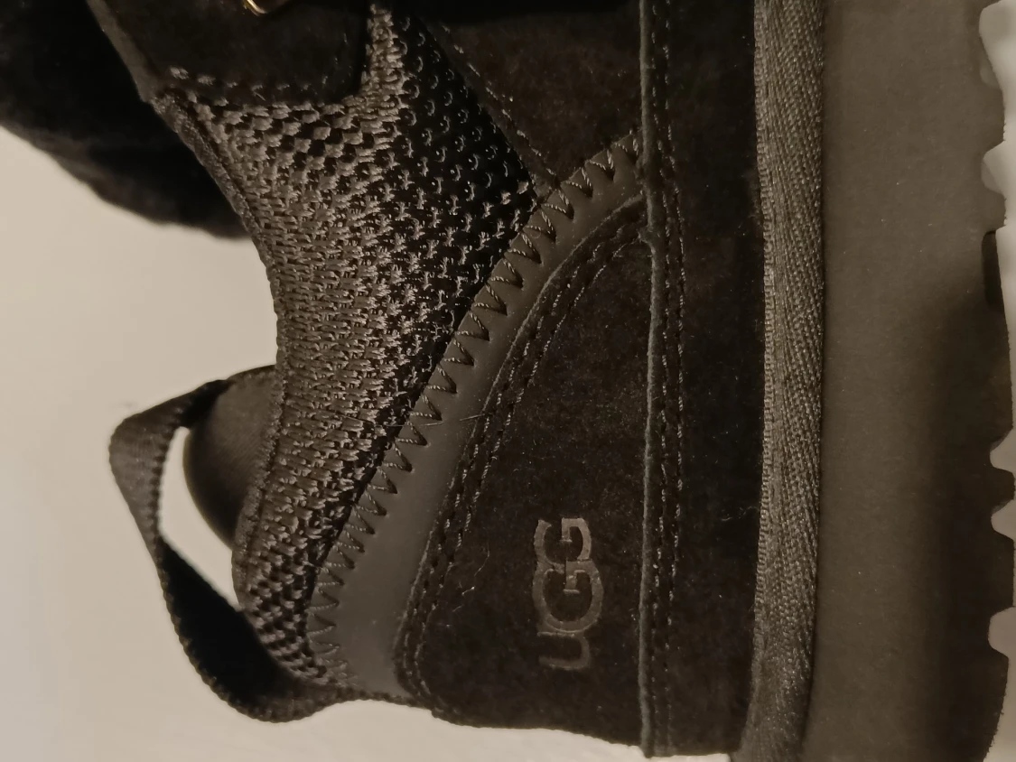 Svarta UGG lowmel boots - 4