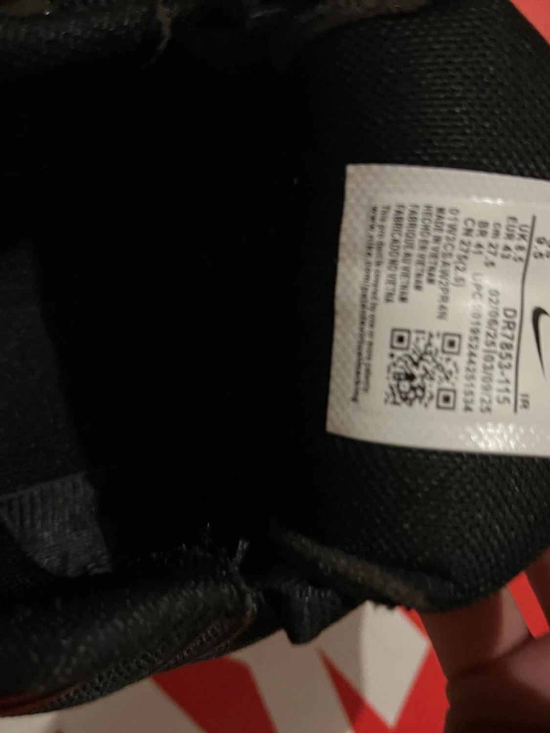 Niiiike tn skor storle 43 bara ett par  - 2