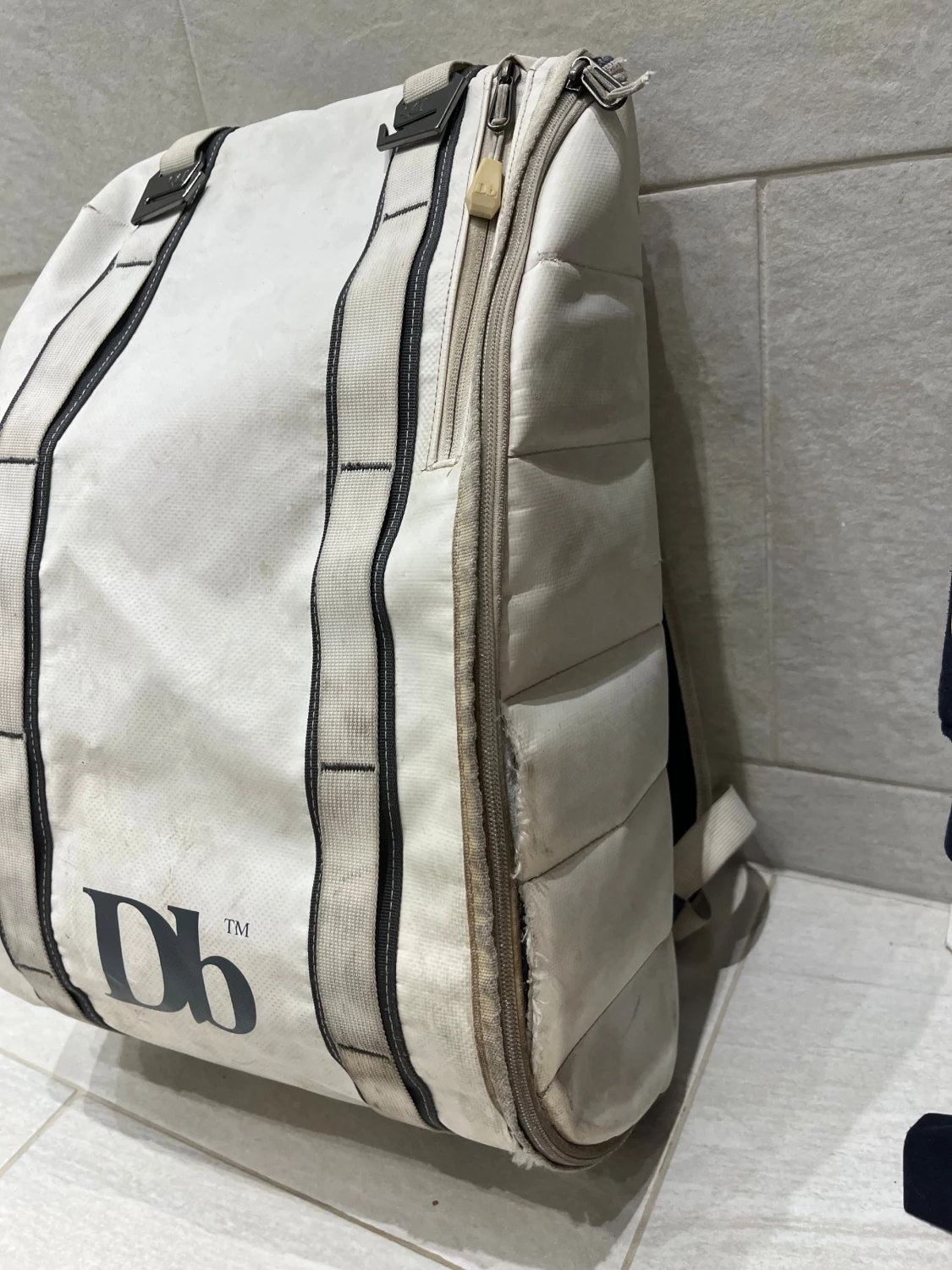 Douche bag 15L hugger base - 1