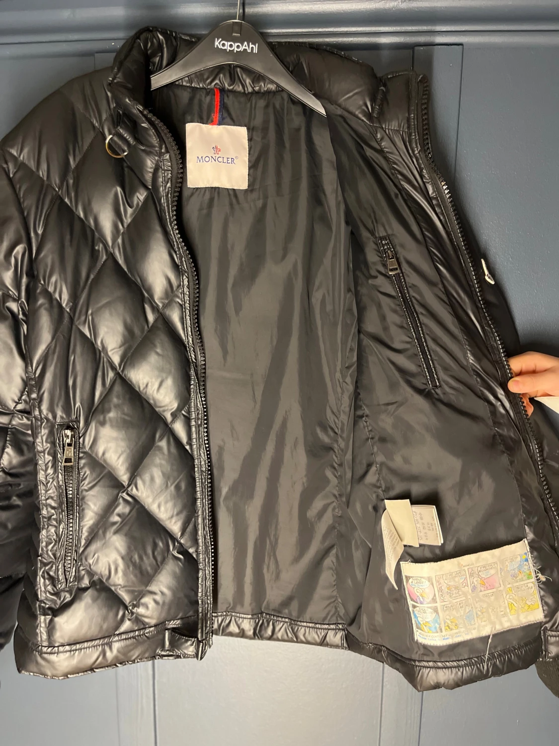 Svart quiltad dunjacka från Moncler - 2