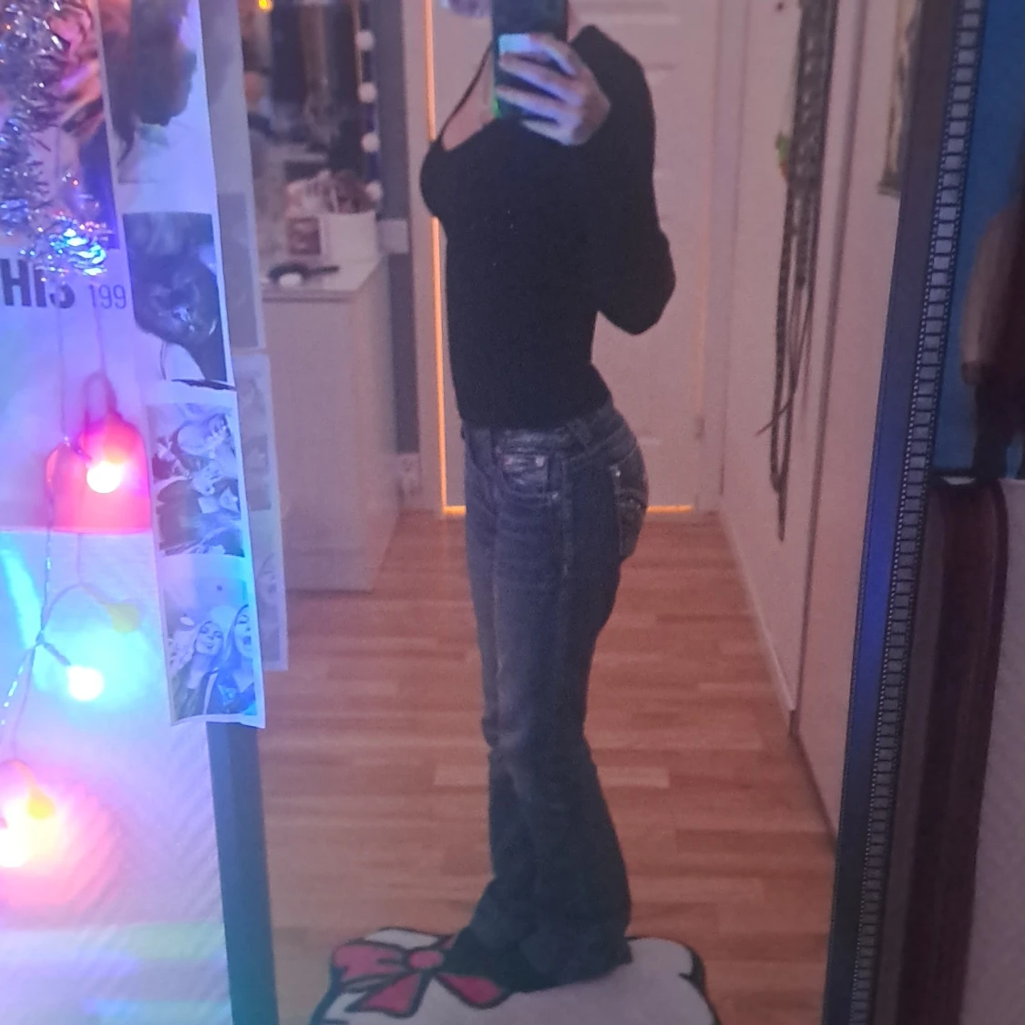 Svart långärmad v-ringad topp - 1