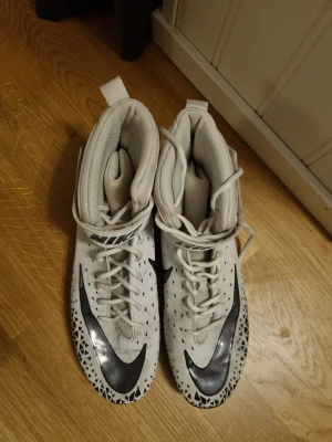 Skor - Fotbollsskor Nike stl 45,5