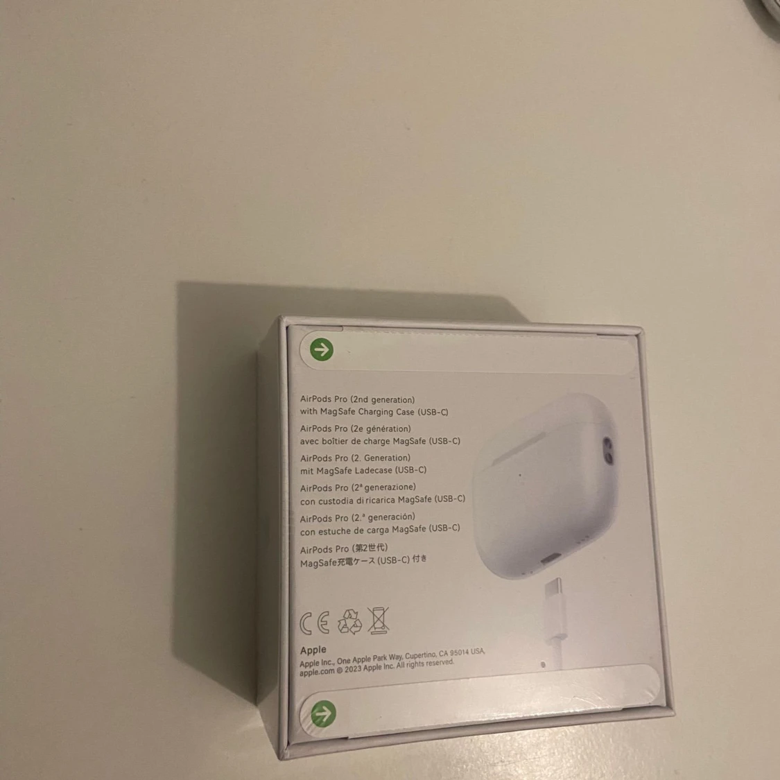 AirPods Pro (2nd generation) MagSafe USB-C - 2