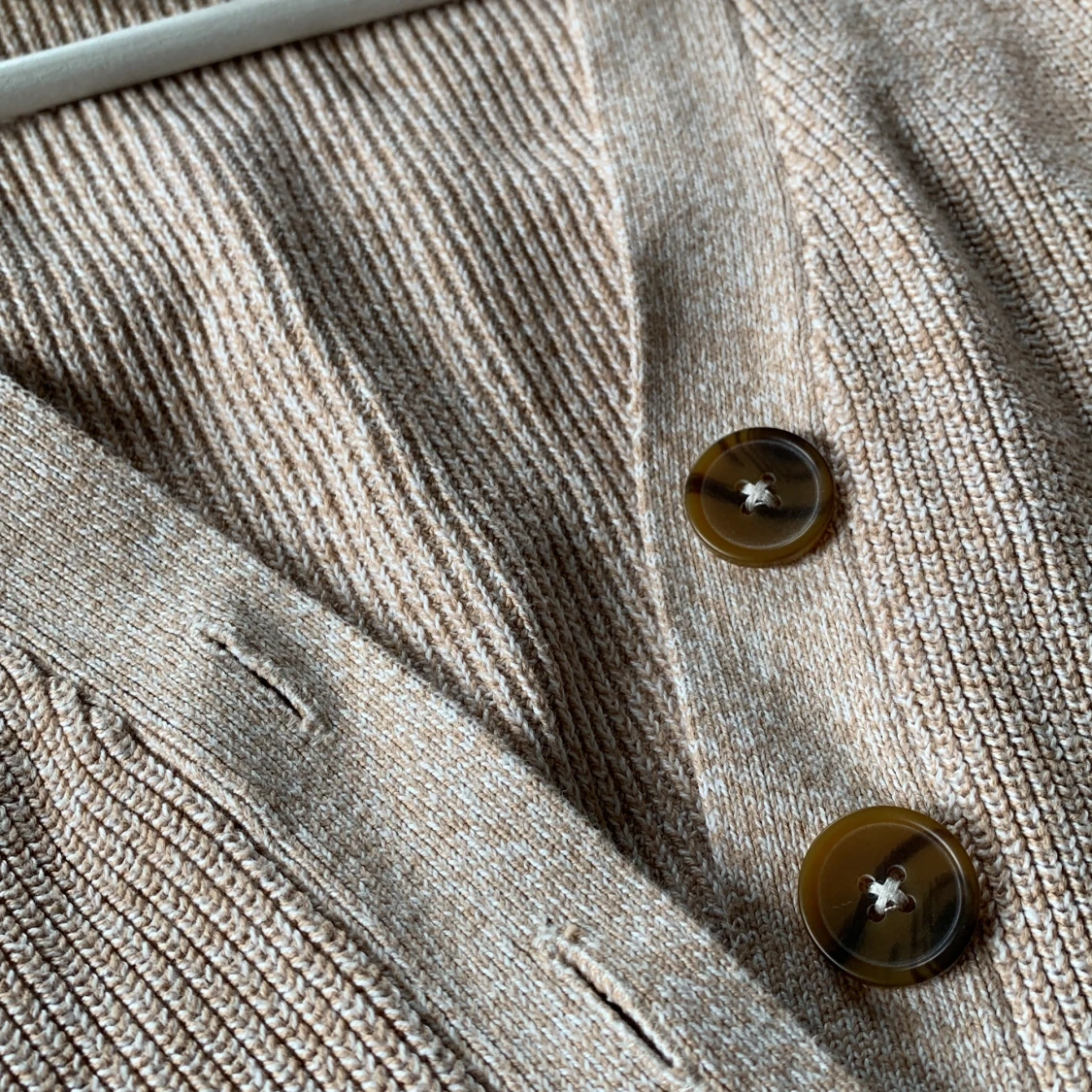 Beige ribbad kofta från H&M - 4