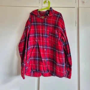 Röt rutigt Pyjamasset - Jätteskönt❣️