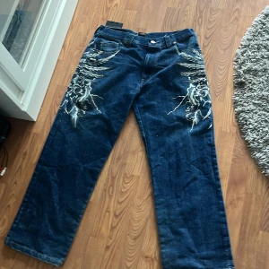 Feta Rawblue jeans  - As feta rawblue jeans super grisch. 🐺