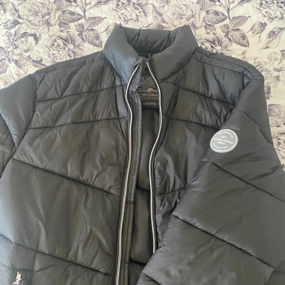 Priser kan diskuteras  - 4