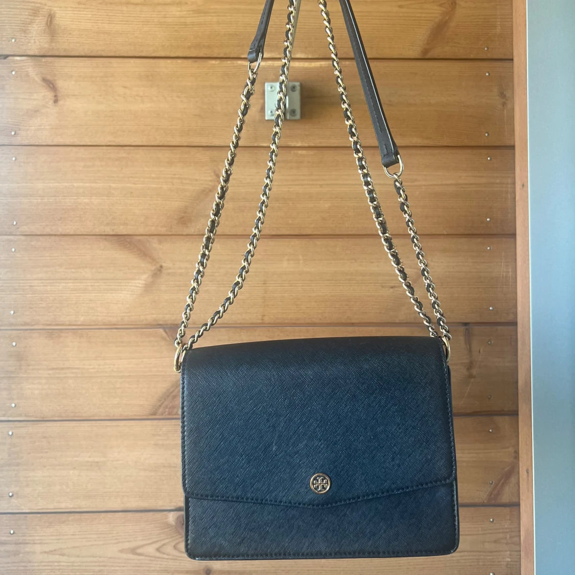 Svart axelväska från Tory Burch