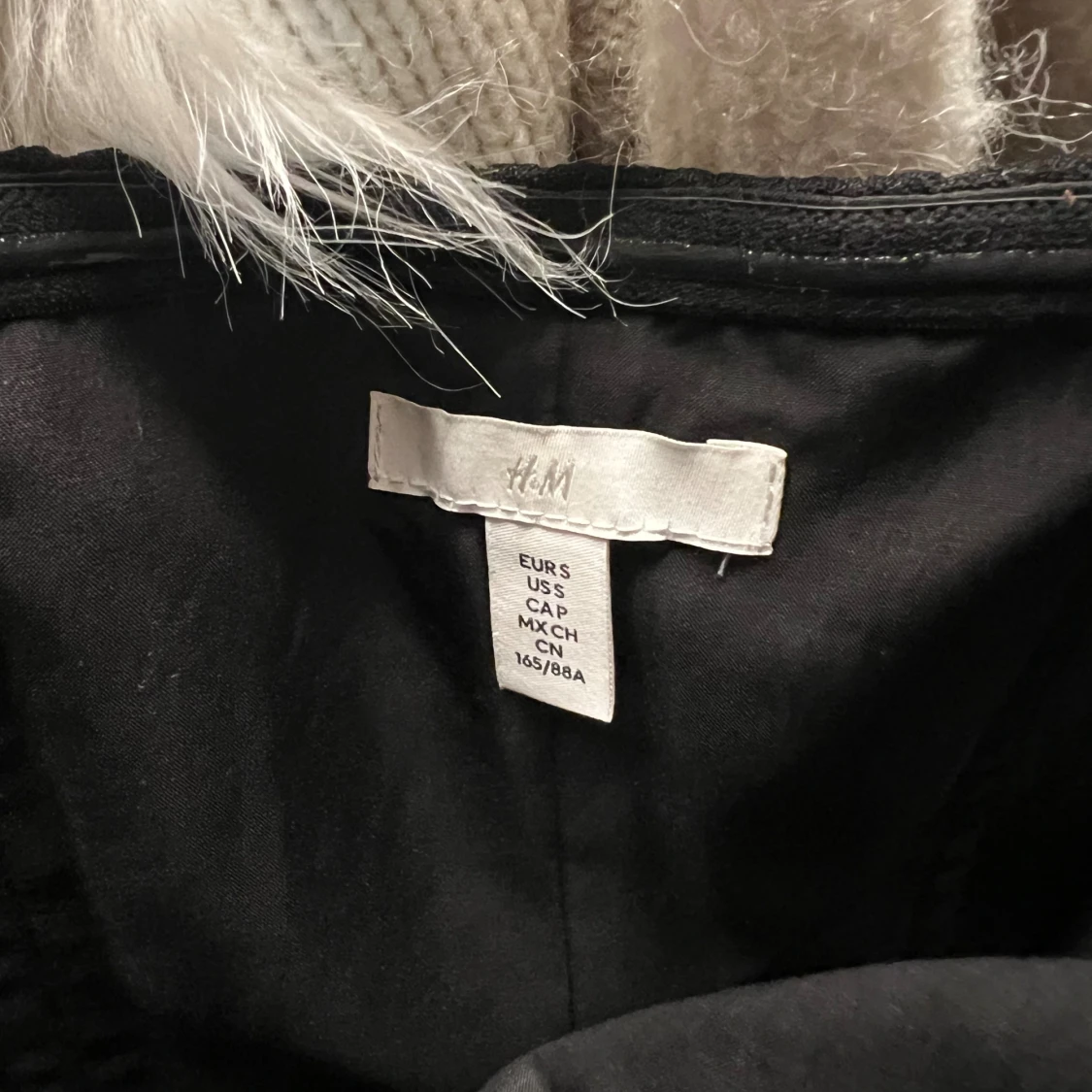 Svart axelbandslös klänning/topp H&M - 1