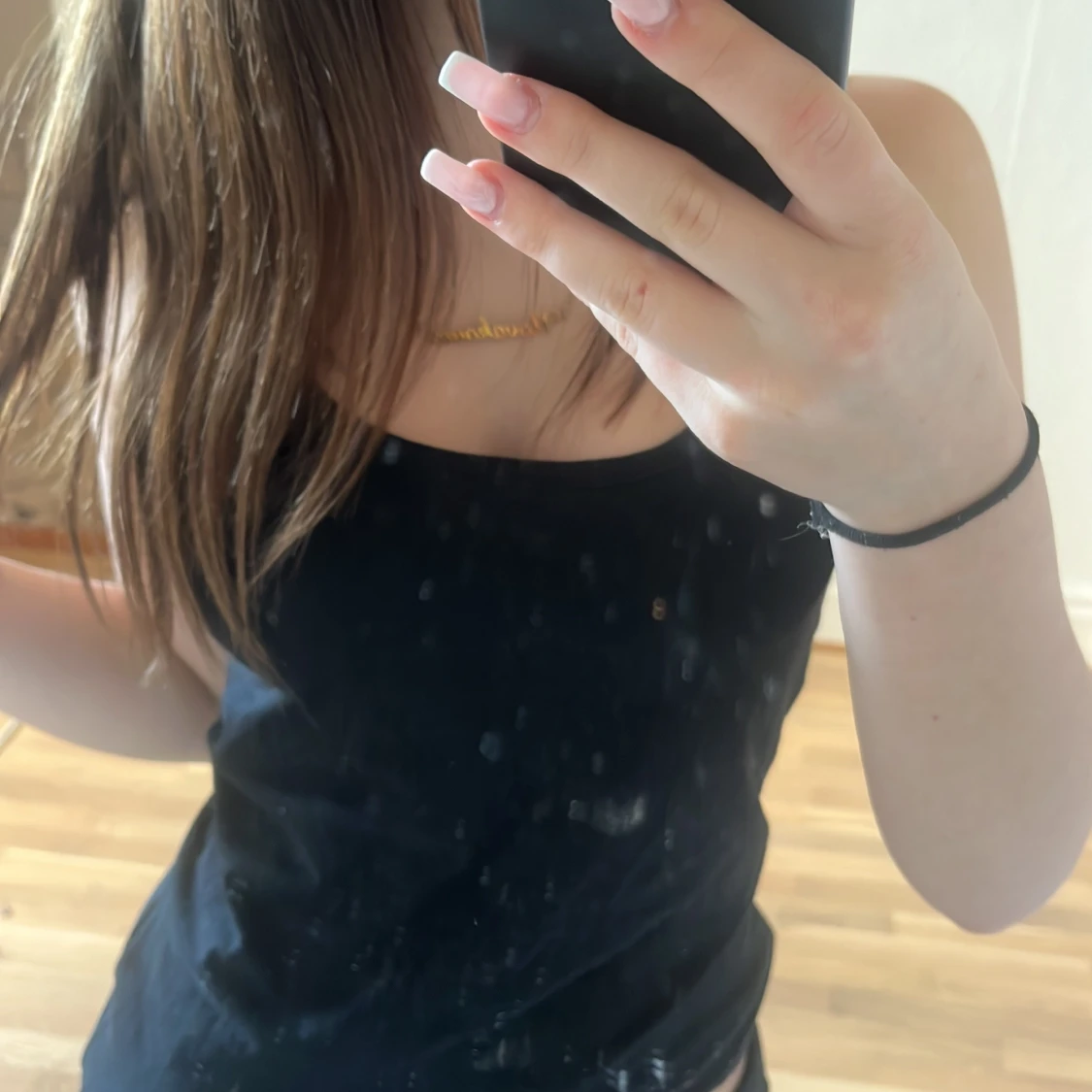 Svart linnetopp från Å - 1