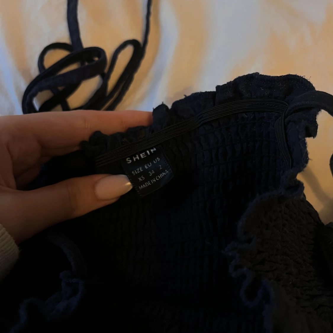 Mörkblå linnetopp - 1