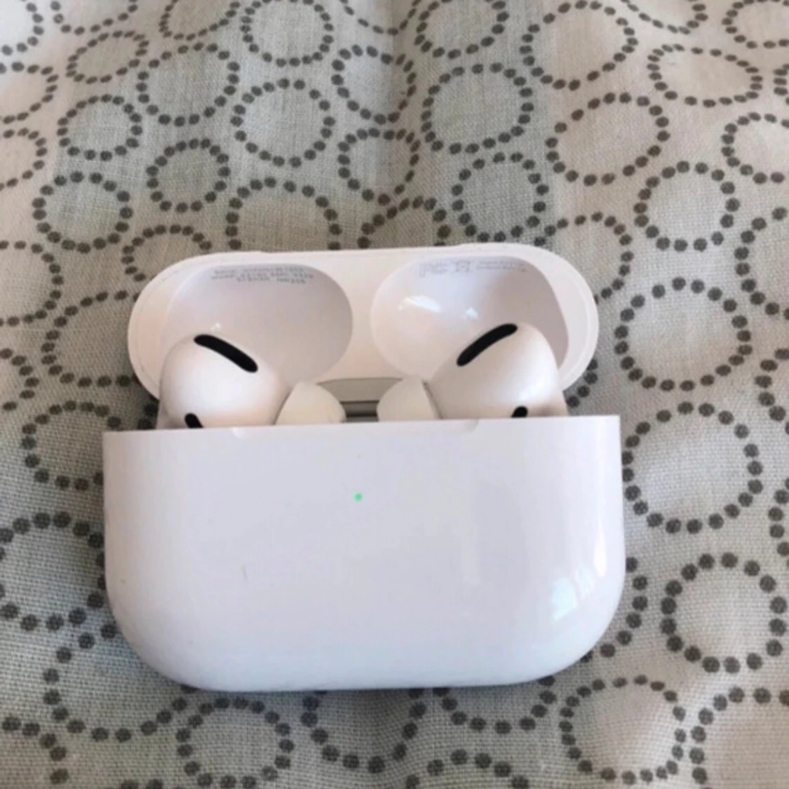 AirPods Pro - 2