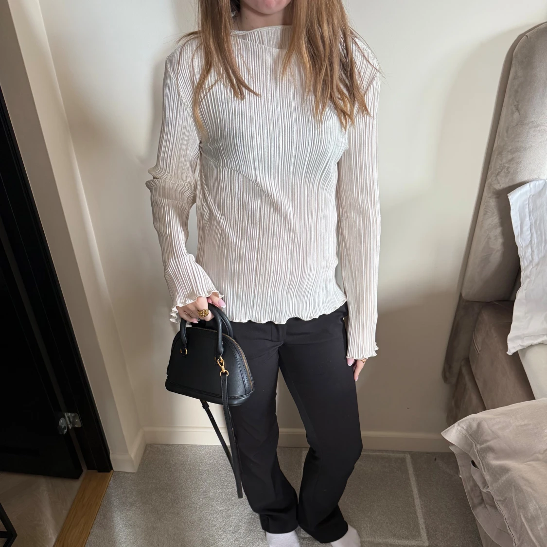 Vit plisserad långärmad blus