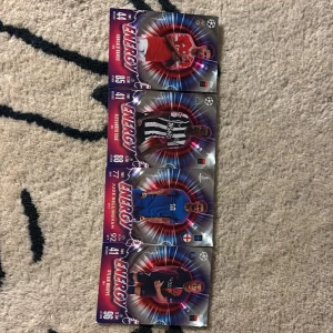 Energy goncalo ramos alexander Isak jude Bellingham kylian  mbappe - Fyra energy kort som är väldigt ovanliga och är pärfect för dig som vill börja samla eller redan samlar kort