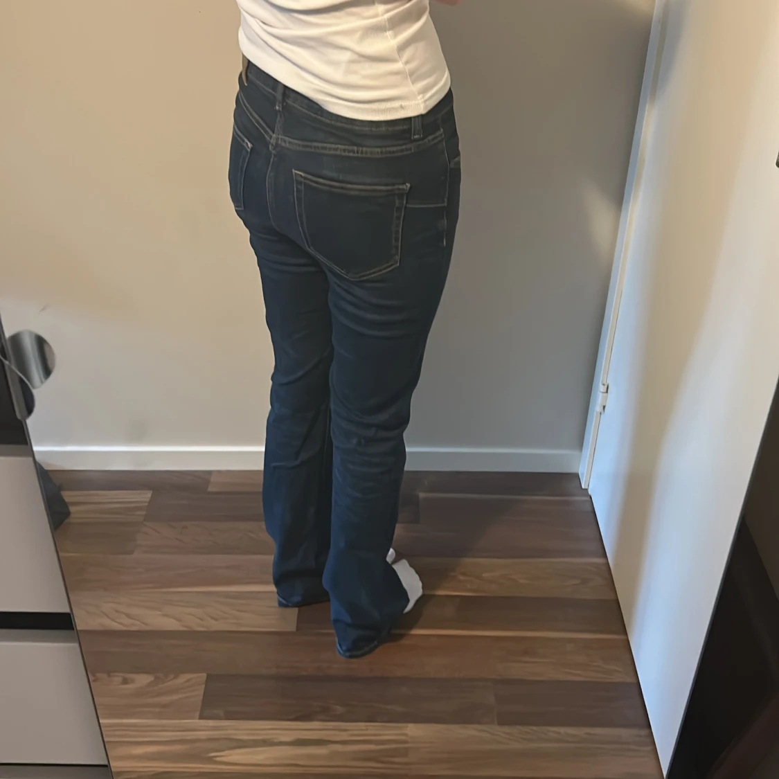 Mörkblå bootcut jeans - 2