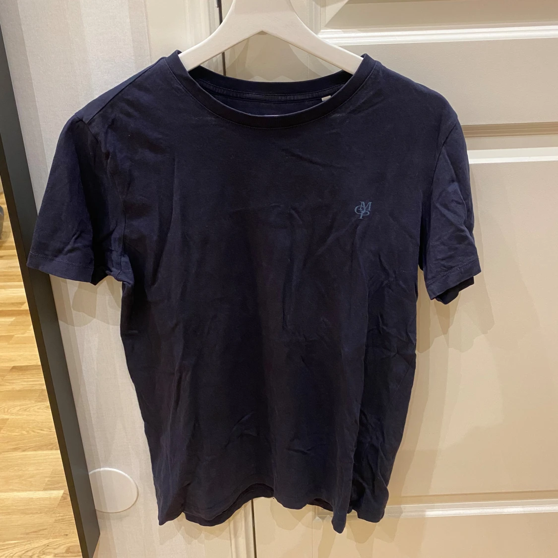 Mörkblå t-shirt från Marc O'Polo