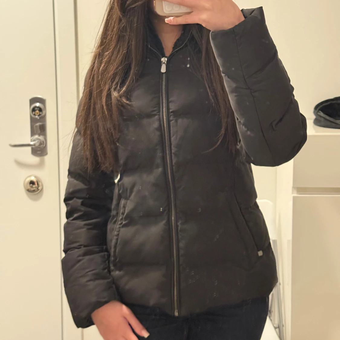 Fin svart pufferjacka från Zara - 1