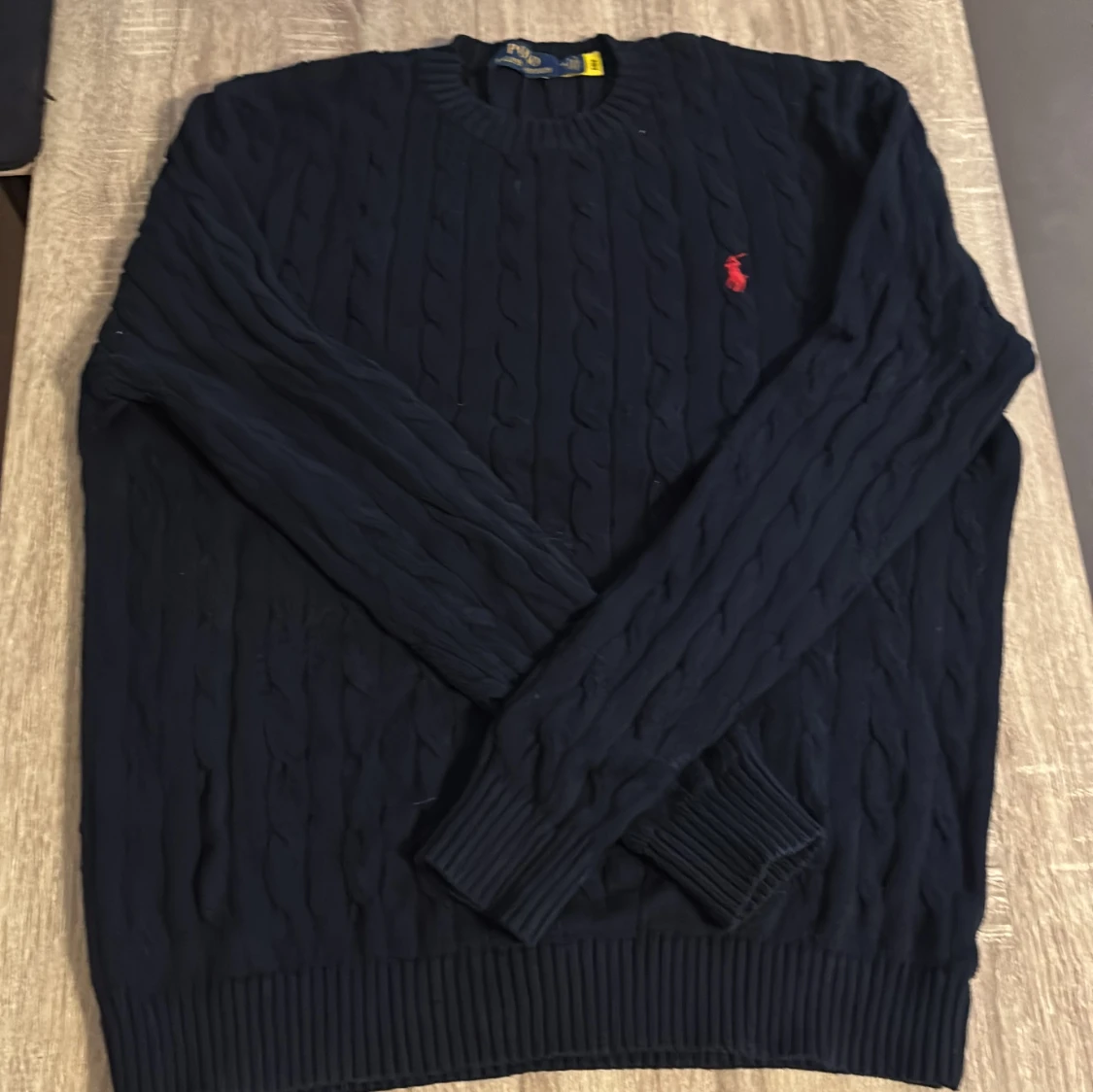 Mörkblå stickad tröja Polo Ralph Lauren