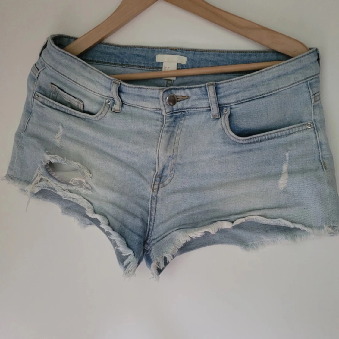 Lågmidjade jeansshorts