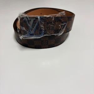 Brunt bälte  - Nytt skick 