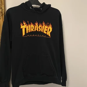 Thrasher hoodie  - Ett av dom bästa skate märken, hoodie från thrasher.