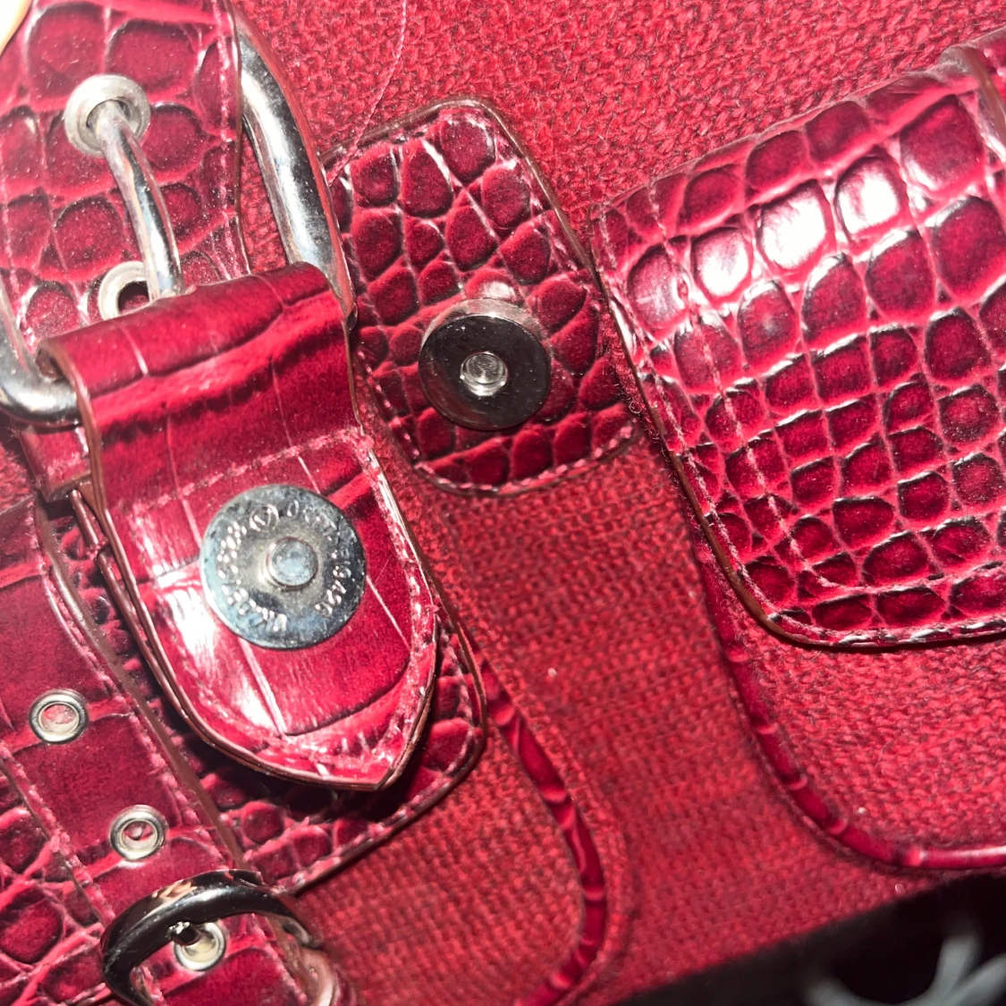 Röd axelväska  - 2