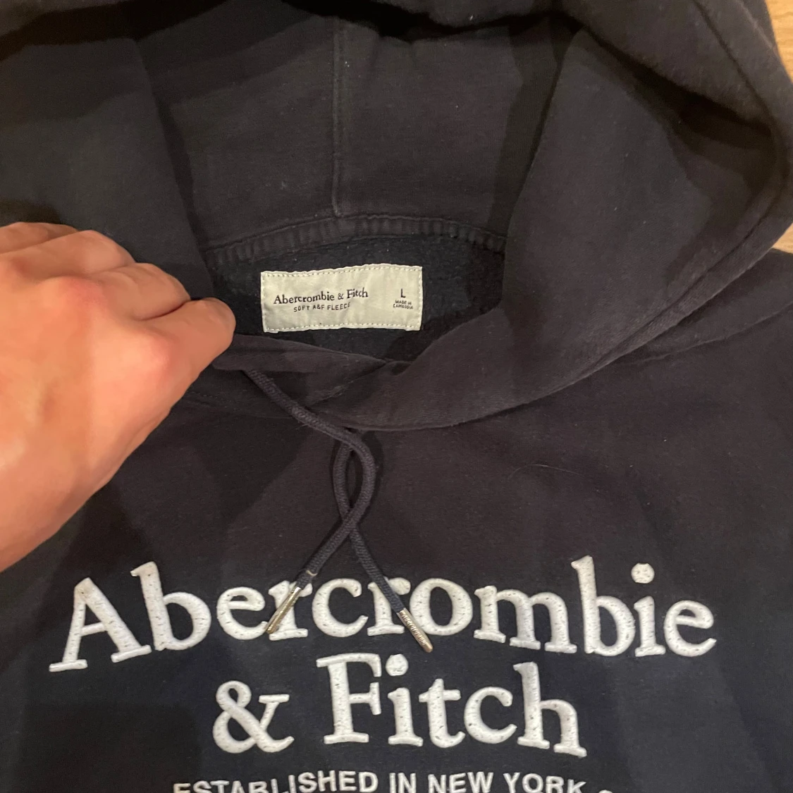 Svart hoodie Abercrombie & Fitch L - 1