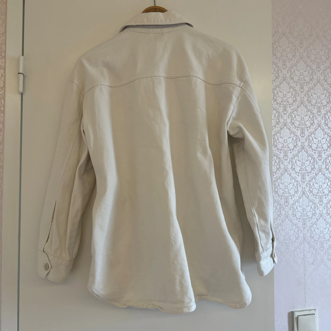 Jeans jacka i ljus beige manchester - 3